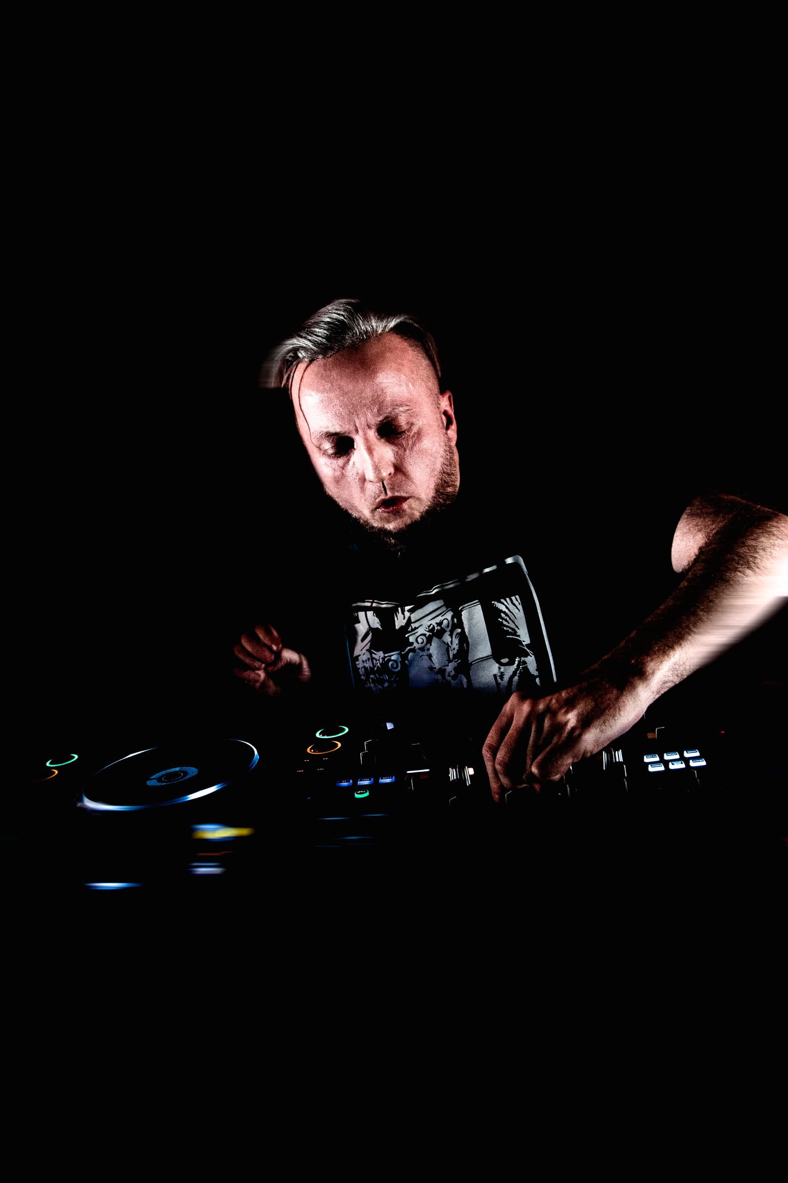 SANDY WAREZ b2b REVENJA @ Tomorrowland