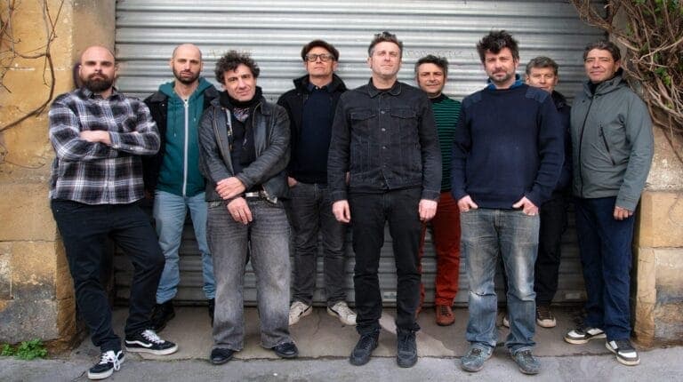 Les Hurlements d'Léo @ Musicalarue