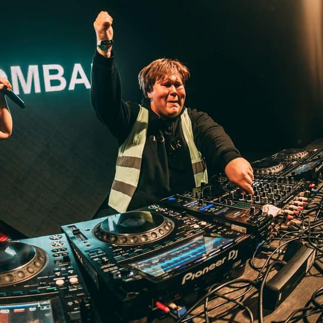 POMBAK @ Sunrise Festival