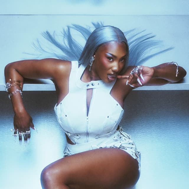 Aya Nakamura @ Les Déferlantes