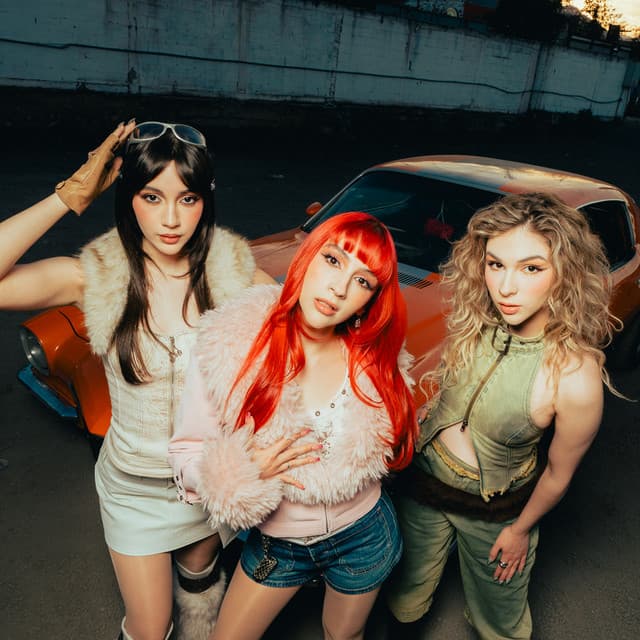 The Warning @ Main Square Festival