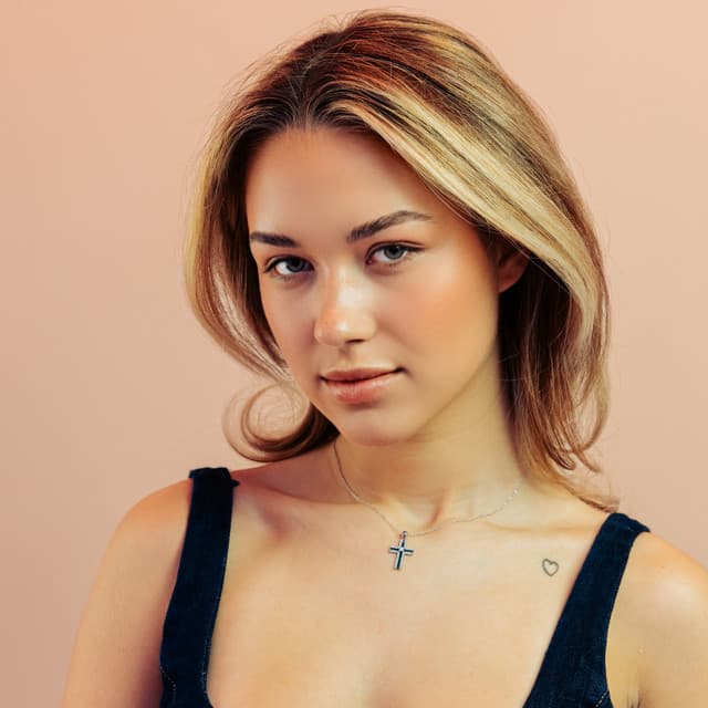 Olive Anguz @ So W'Happy Festival