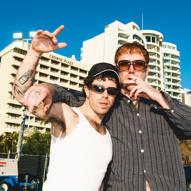 X Club. @ Cabaret Vert