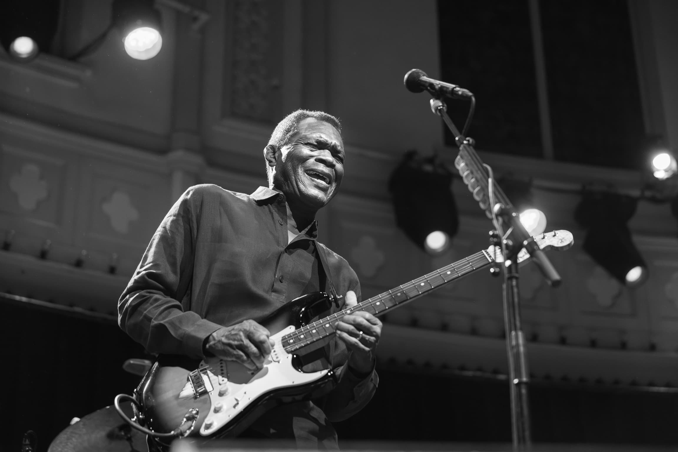 The Robert Cray Band @ Blues Peer