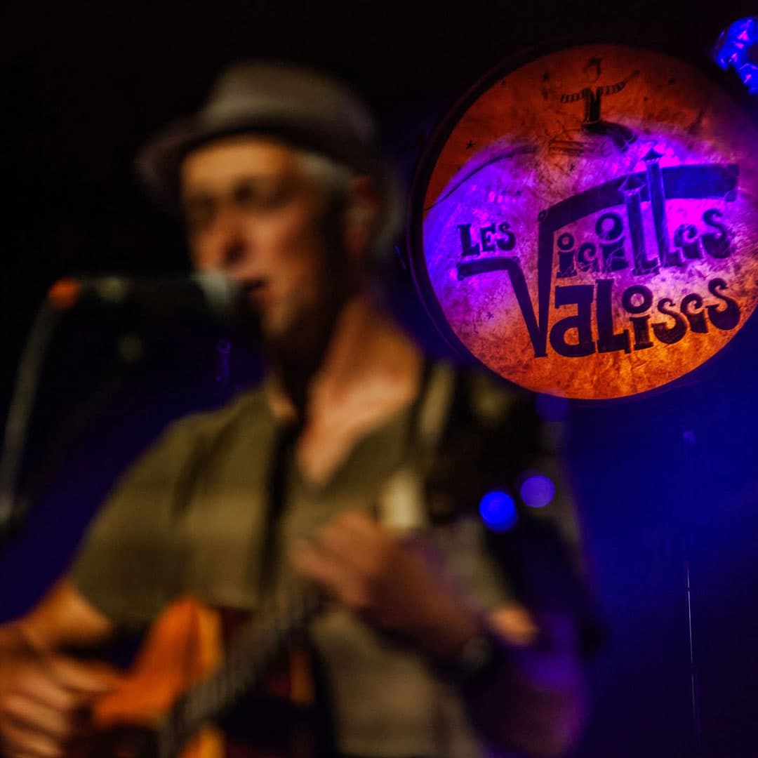 Les Vieilles Valises