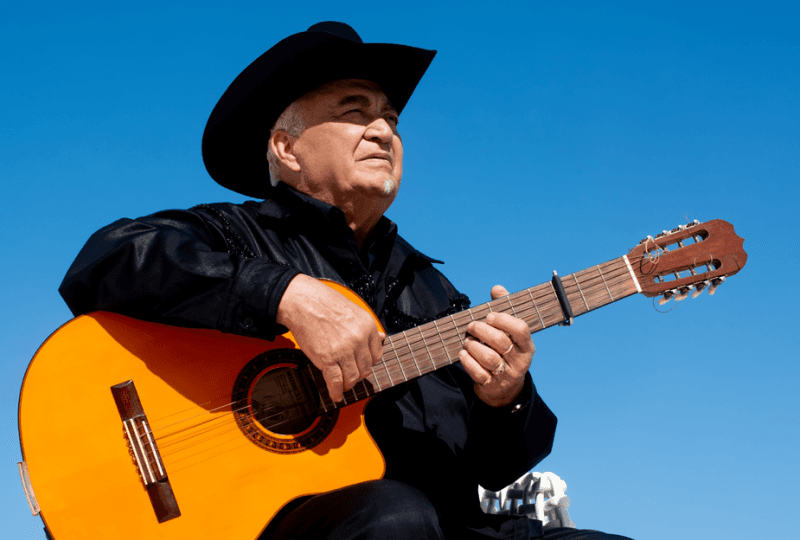 Eliades Ochoa